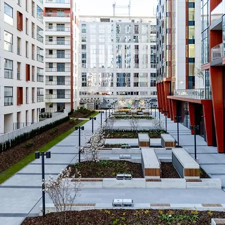 Lägenhet Towarowa Towers Residences