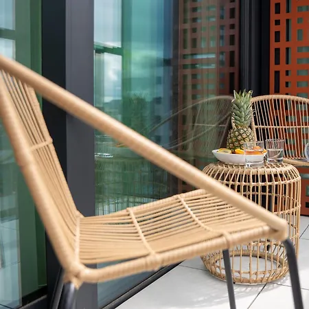 Towarowa Towers Residences Διαμέρισμα