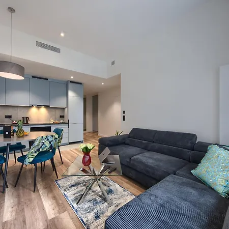 Towarowa Towers Residences Βαρσοβία
