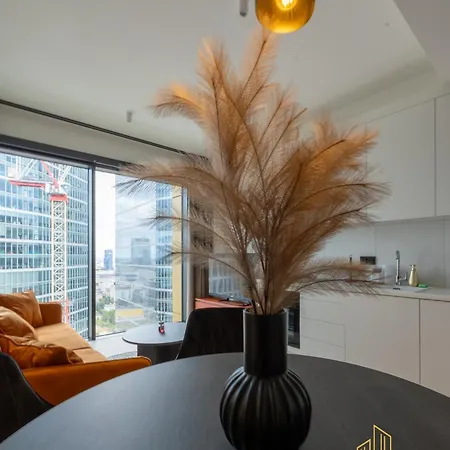 Towarowa Towers Residences Appartement