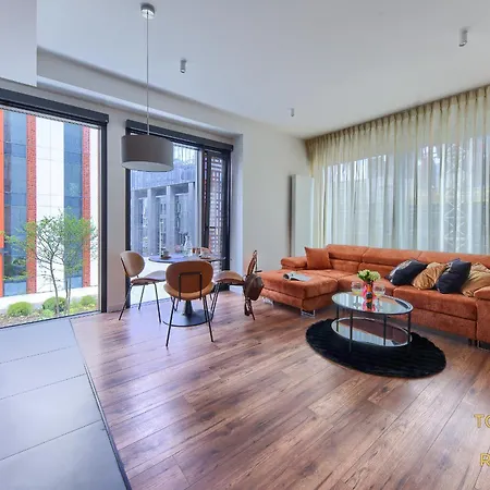 Towarowa Towers Residences Appartement *