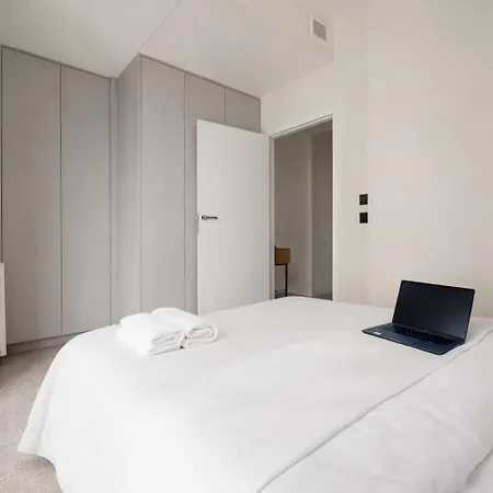 Towarowa Towers Residences