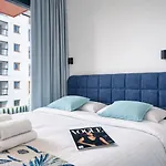 Towarowa Towers Residences *