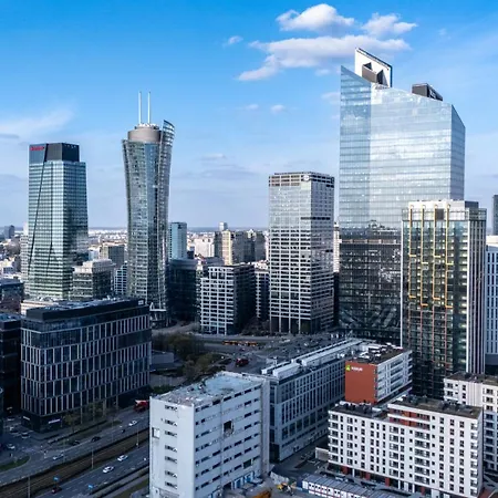 Towarowa Towers Residences ワルシャワ