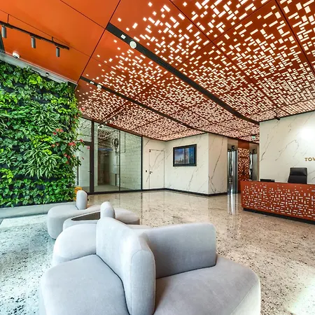 Towarowa Towers Residences ワルシャワ