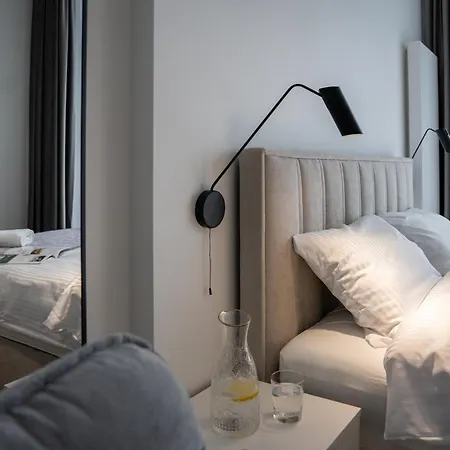 Towarowa Towers Residences Apartament