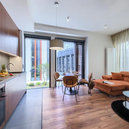 Towarowa Towers Residences 公寓 华沙