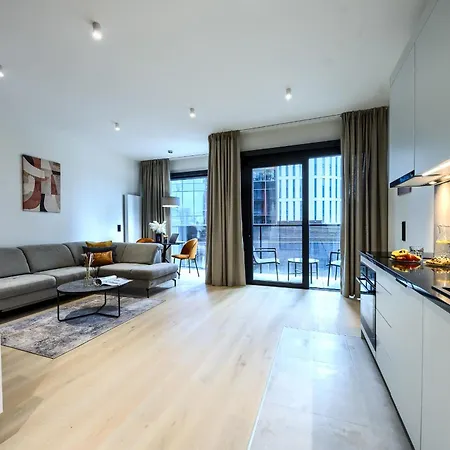 Towarowa Towers Residences Apartament