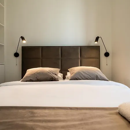 Daire Towarowa Towers Residences Varşova