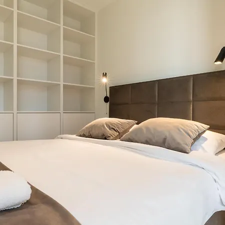 Towarowa Towers Residences *