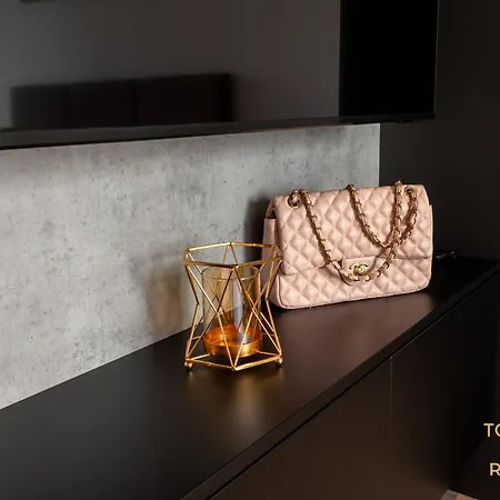 Towarowa Towers Residences Daire Varşova