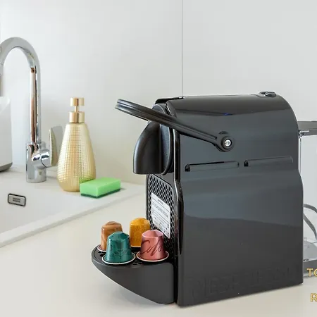 アパート Towarowa Towers Residences *