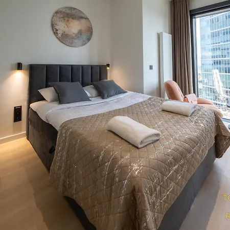 Daire Towarowa Towers Residences *