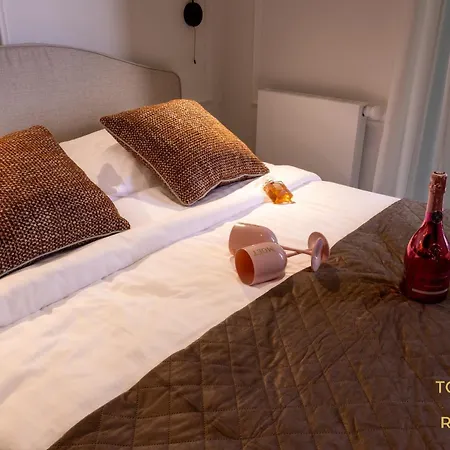 アパート Towarowa Towers Residences