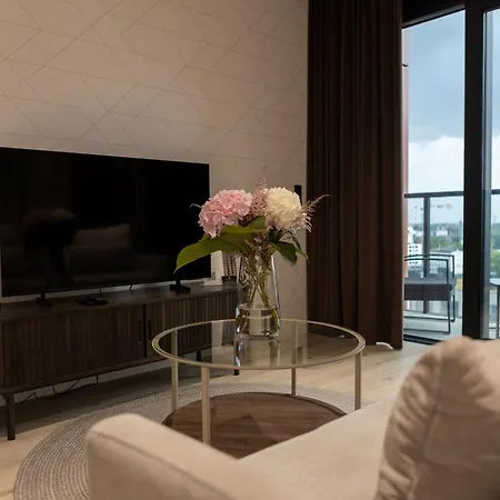Towarowa Towers Residences *