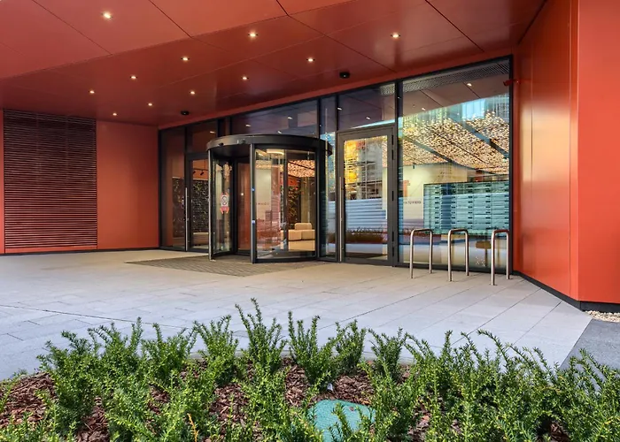 Towarowa Towers Residences