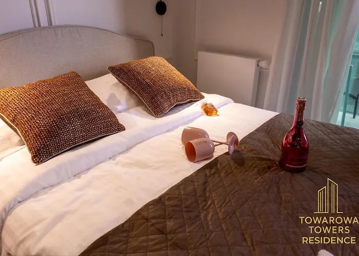 Apartment Towarowa Towers Residences