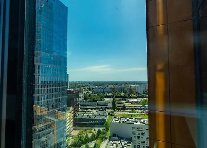 Towarowa Towers Residences *