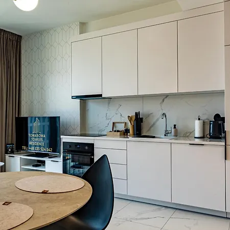 Towarowa Towers Residences *