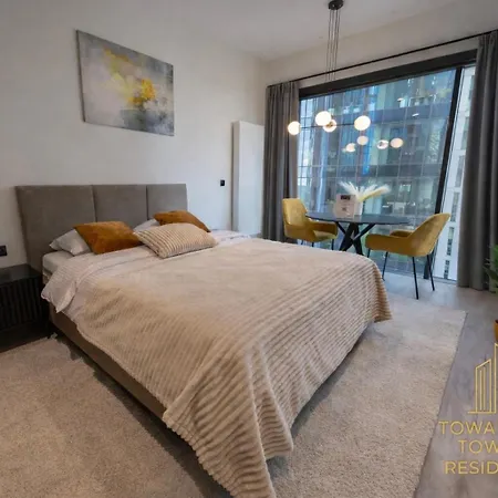 Towarowa Towers Residences