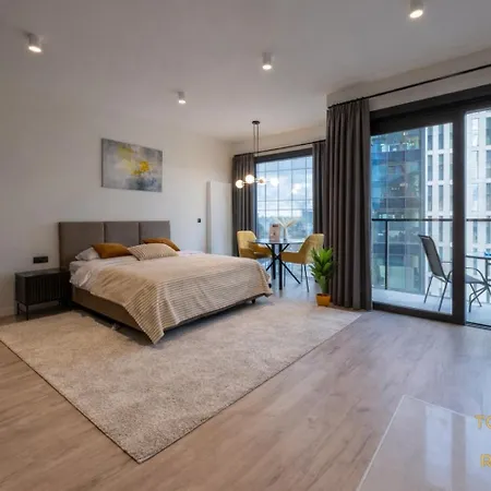 Towarowa Towers Residences Appartement