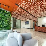Towarowa Towers Residences ורשה