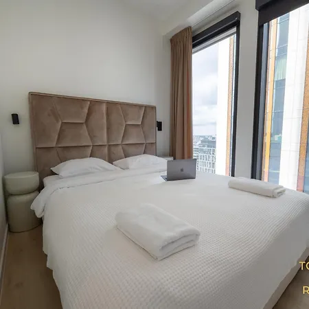 Apartament Towarowa Towers Residences *