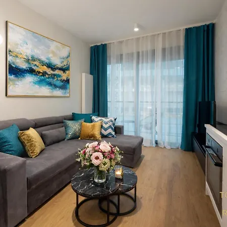 Towarowa Towers Residences ורשה
